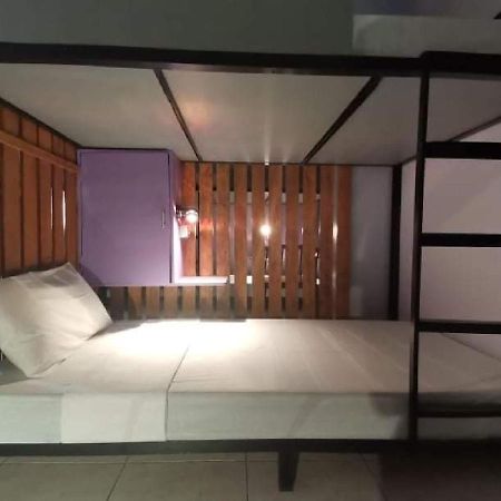 Manila Nomads Hostel Zewnętrze zdjęcie