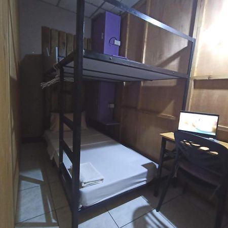 Manila Nomads Hostel Zewnętrze zdjęcie
